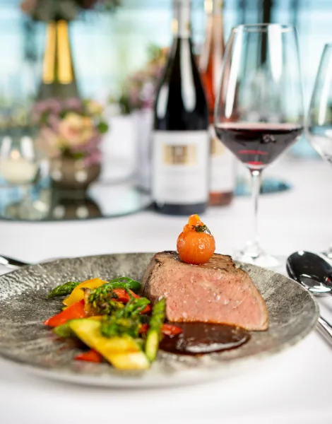 Festlich gedeckter Tisch für private Feier beim Catering Bodensee